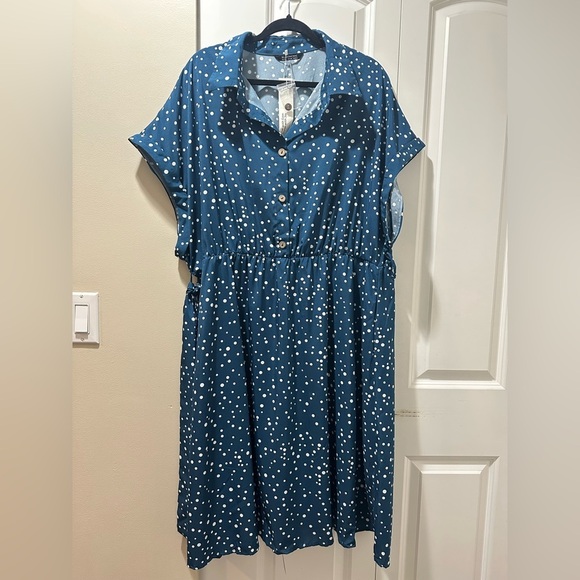 BloomChic Plus Sizse 3XL Polka Dot Button Detail Midi Dress us 22-24 - Picture 3 of 3